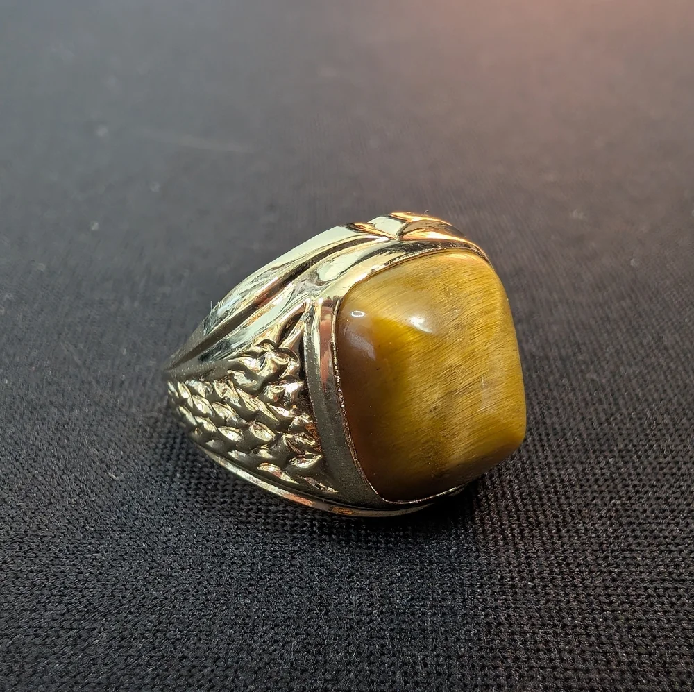 Vintage Tiger's Eye 18K HGE Ring - Chunky Gold Gemstone Estate Jewelry